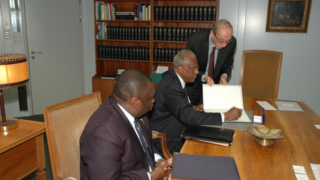 2 mars 2011&nbsp;: Haïti signe la convention de la haye